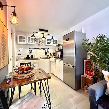 Apartamento Con Piscina, Wifi, A 750 M De La Playa En Tenerife Sur